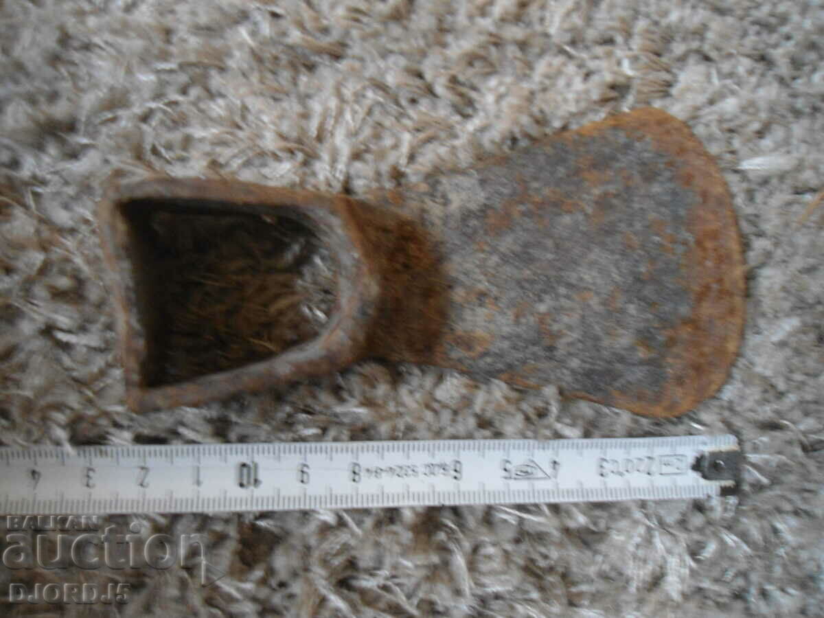 Auction Old agricultural tool Auction Old agricultural tool