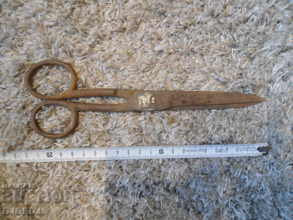 Old scissors marked - 5 Old scissors marked - 5