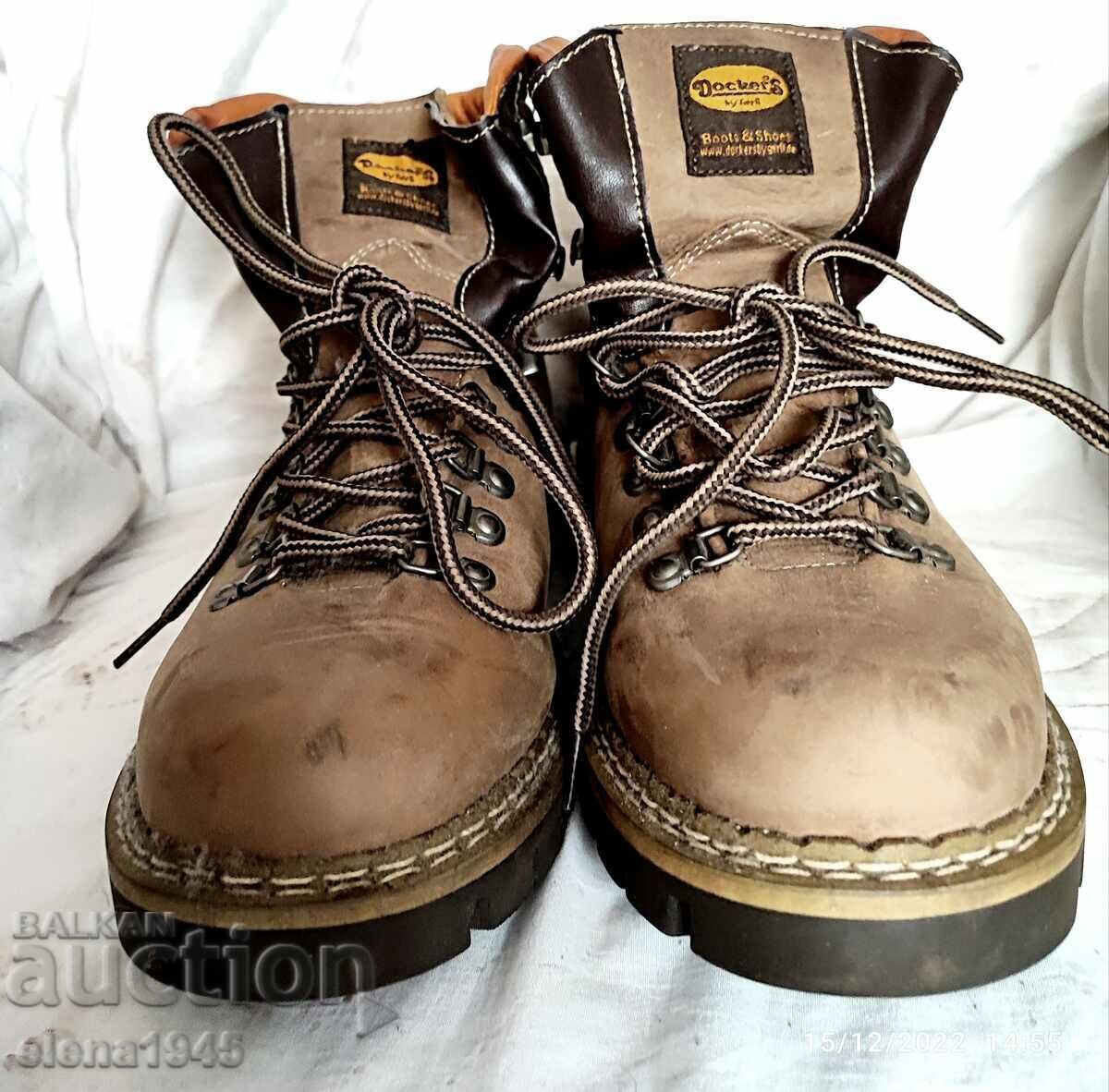 DOCKERS hiking boots with price 150.00 BGN | € 76.69 DOCKERS hiking boots with price 150.00 BGN | € 76.69