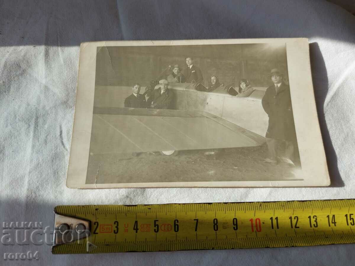 Auction AIRCRAFT - CIVILIAN - WW II Auction AIRCRAFT - CIVILIAN - WW II