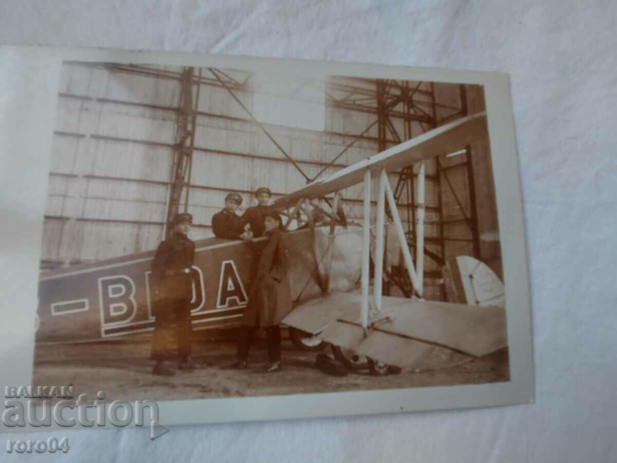 AIRCRAFT - PILOTS - MILITARY - II - 6 AIRCRAFT - PILOTS - MILITARY - II - 6