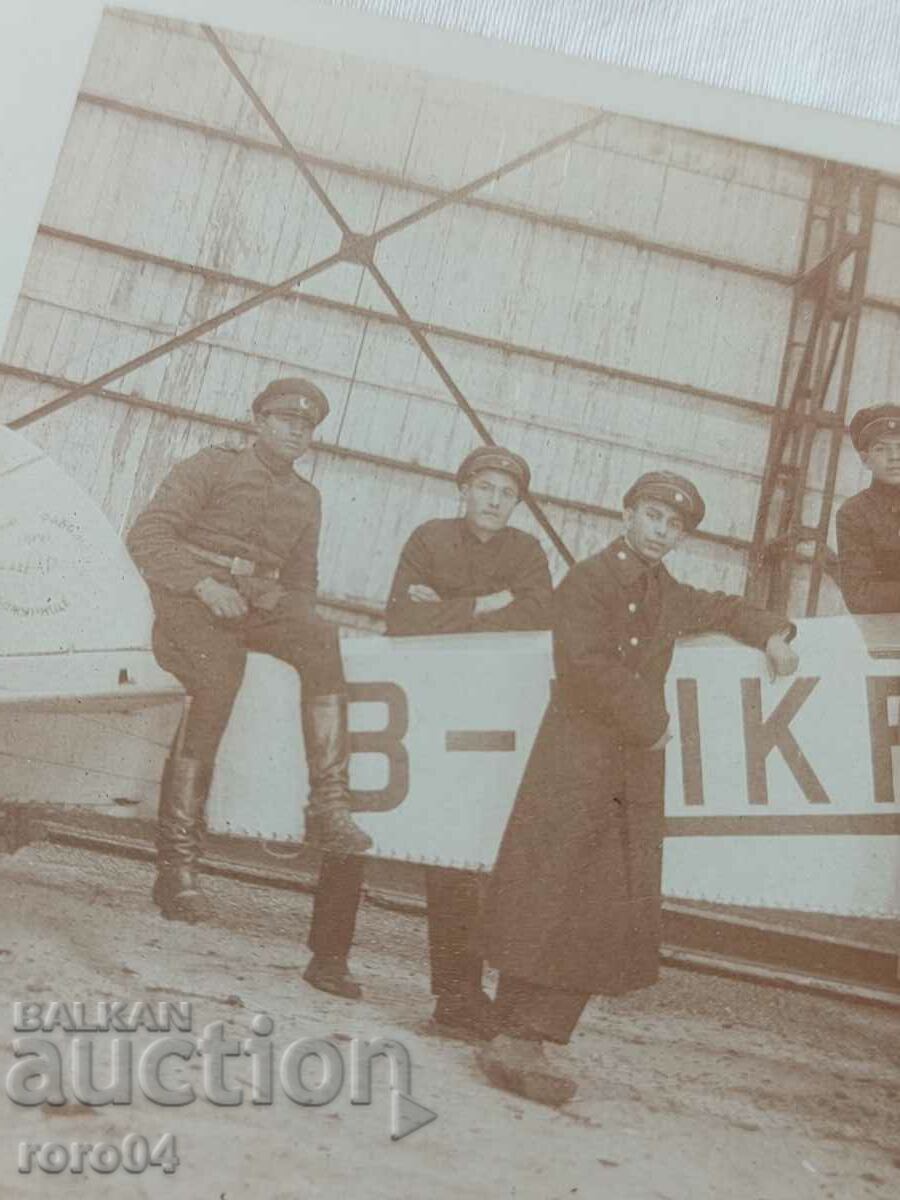 AIRCRAFT - PILOTS - MILITARY - II - 6