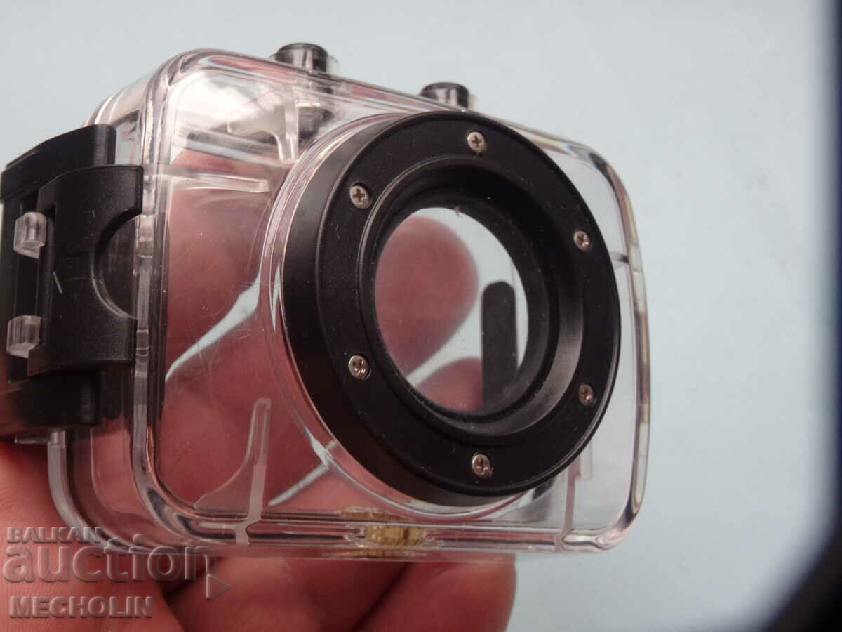 PROTECTOR PENTRU CAMERA DE ACȚIUNE - 7