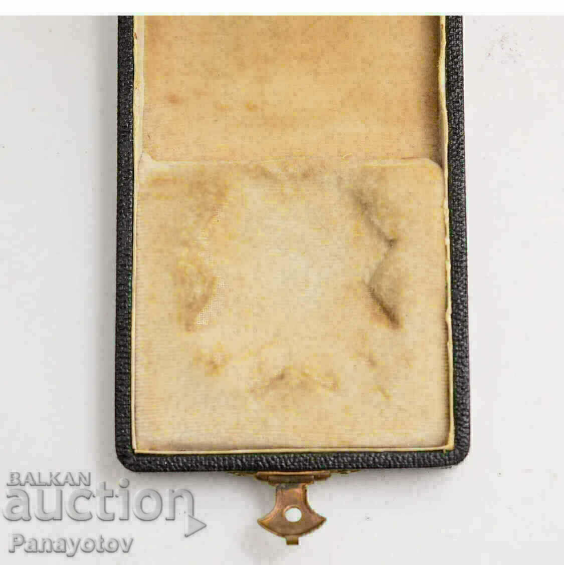 ORDER OF COURAGE BOX PERFECT with price 330.00 BGN | € 168.73