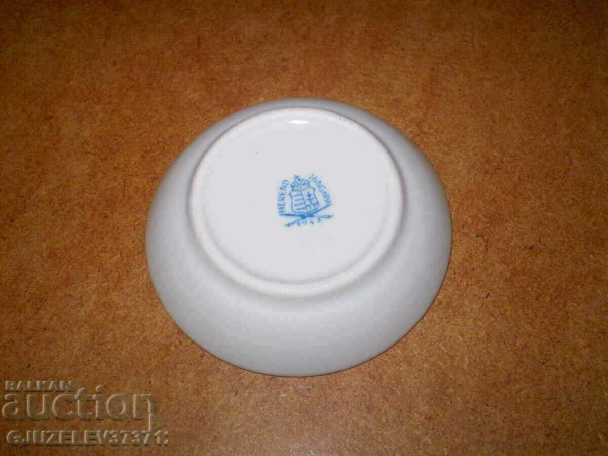 19th Century Small Painted Plate Porcelain HEREND HVNGARIA - 5 19th Century Small Painted Plate Porcelain HEREND HVNGARIA - 5