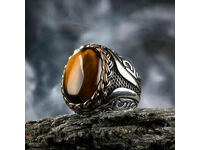Men's ring with tiger's eye