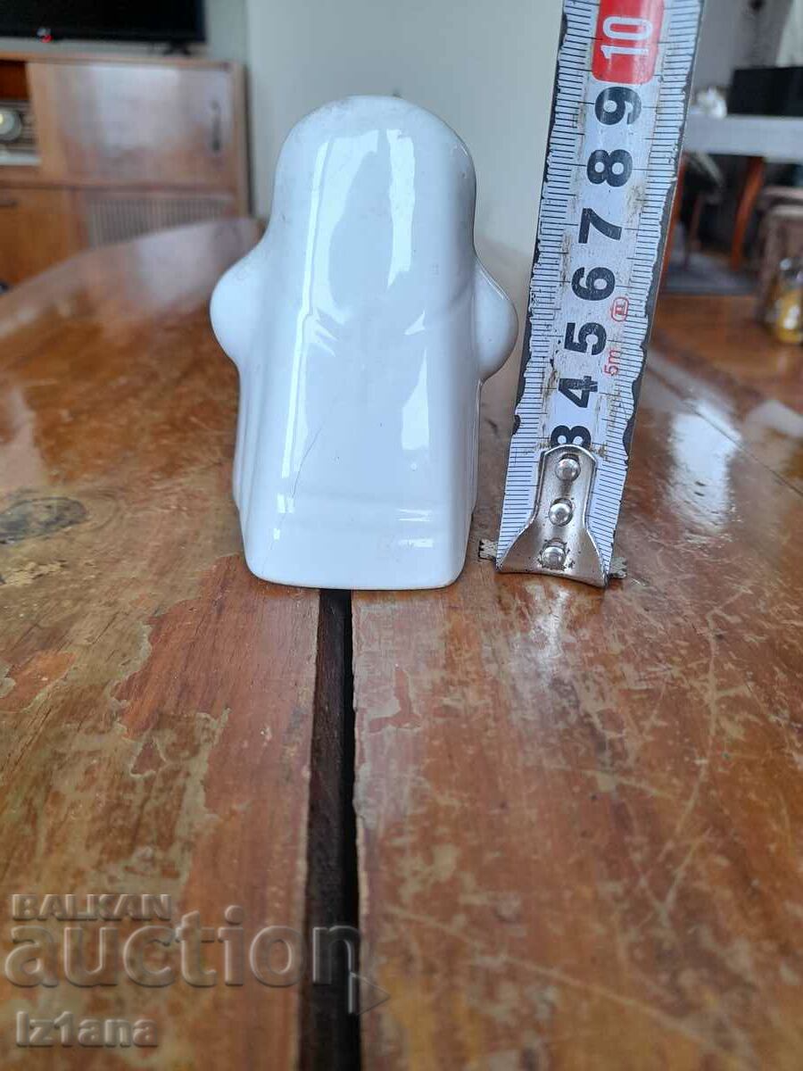 Δημοπρασία Παλιά ειδώλιο από πορσελάνη