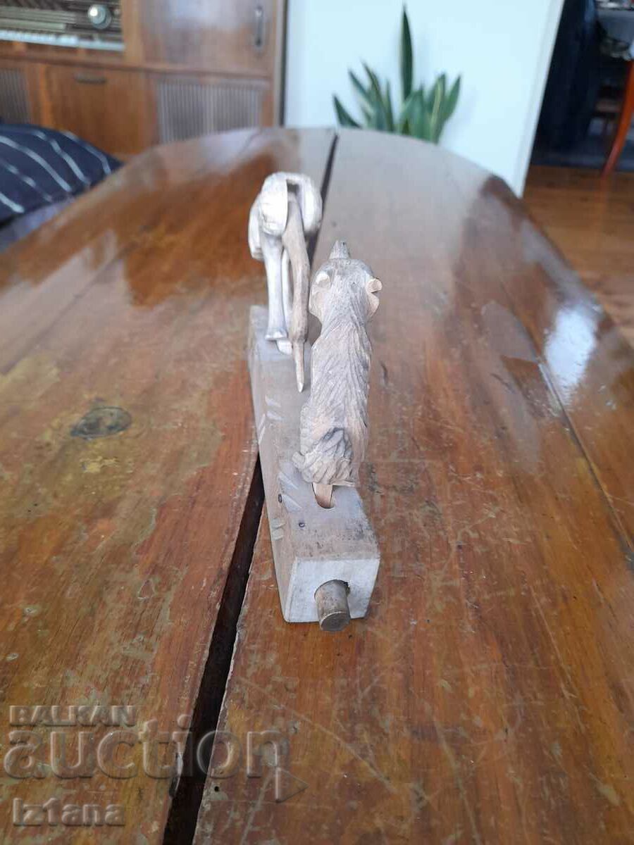 An old wooden toy with price 40.00 BGN | € 20.45 An old wooden toy with price 40.00 BGN | € 20.45
