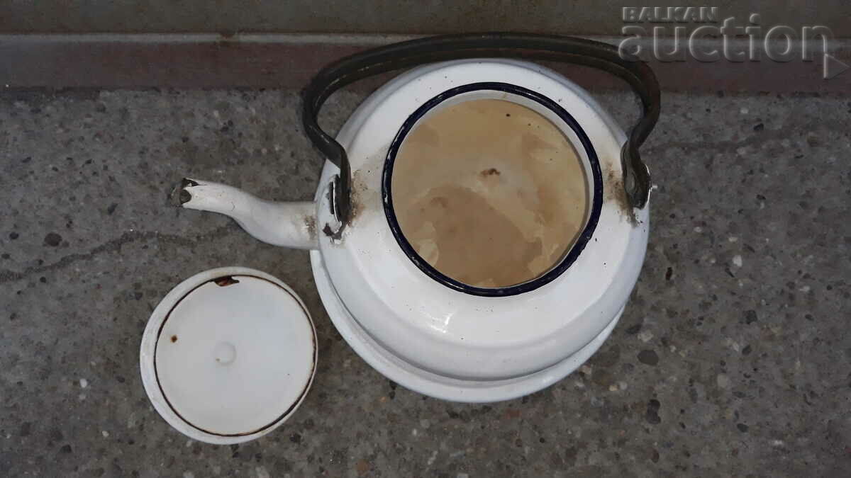 retro vintage primitive kettle OBORISHTE 1966 - 5 retro vintage primitive kettle OBORISHTE 1966 - 5