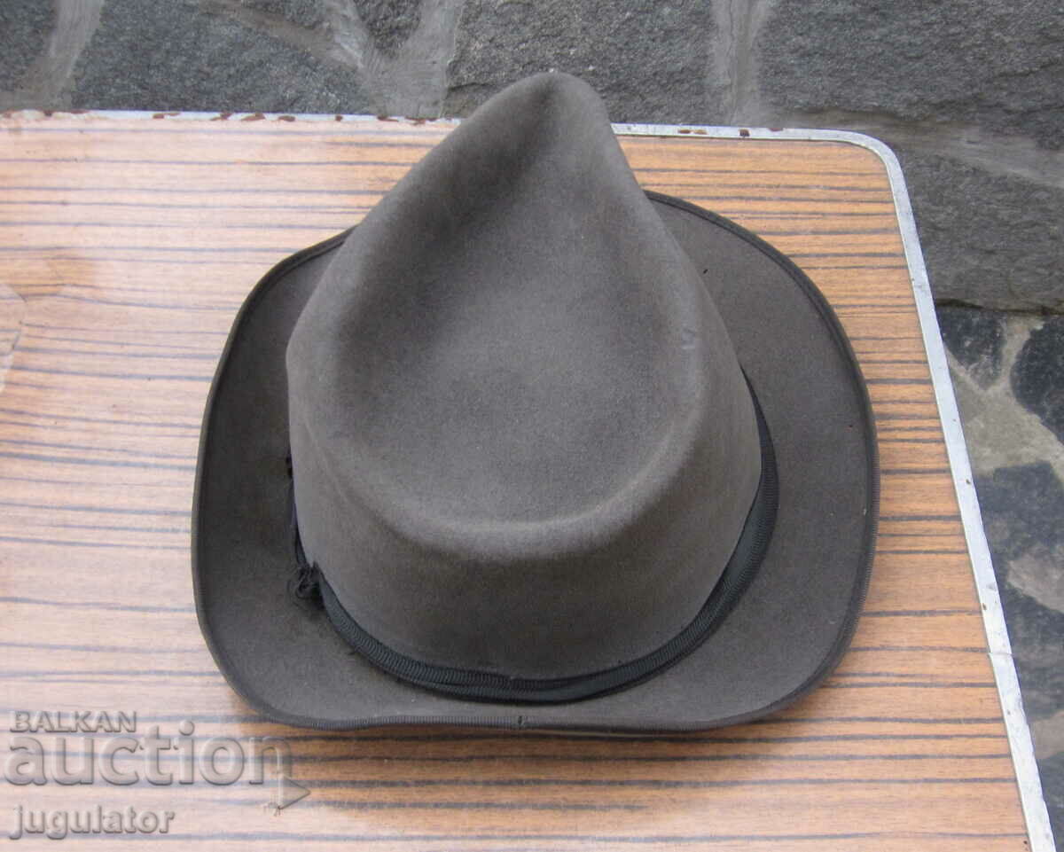 Delivery of retro old Bulgarian bombe hat kepe made of velvet