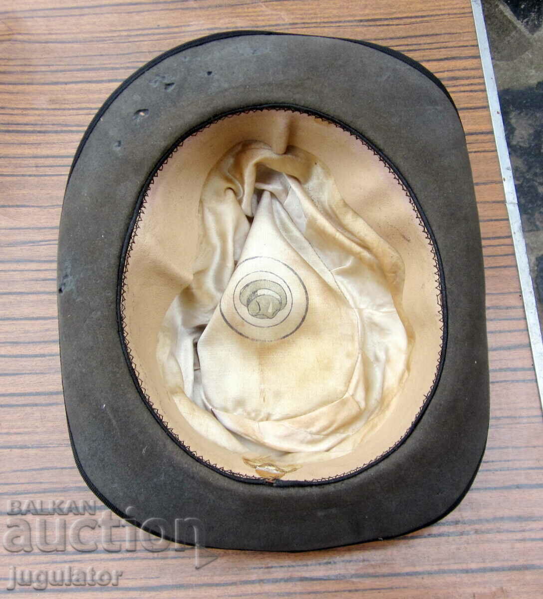 retro old Bulgarian bombe hat kepe made of velvet - 5