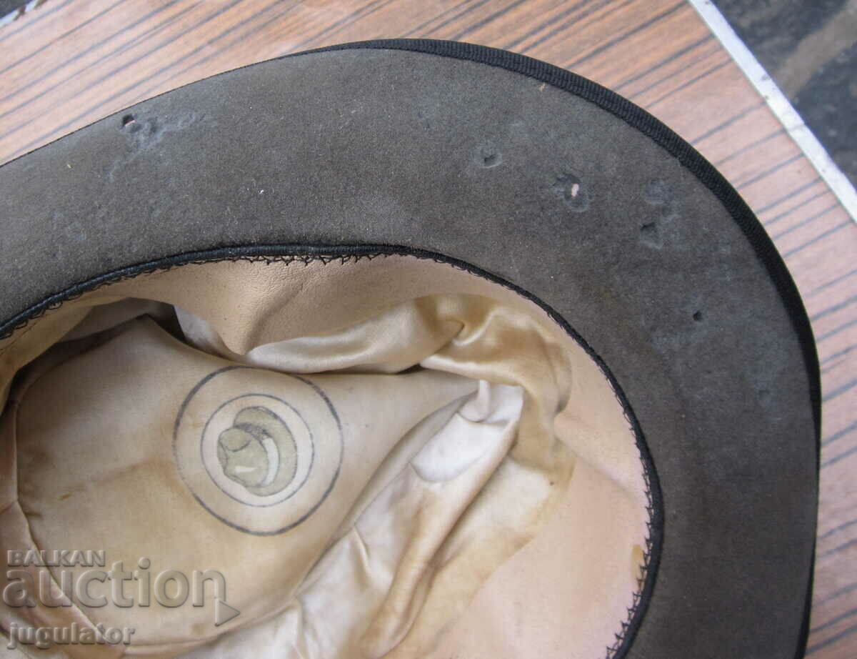 retro old Bulgarian bombe hat kepe made of velvet - 6