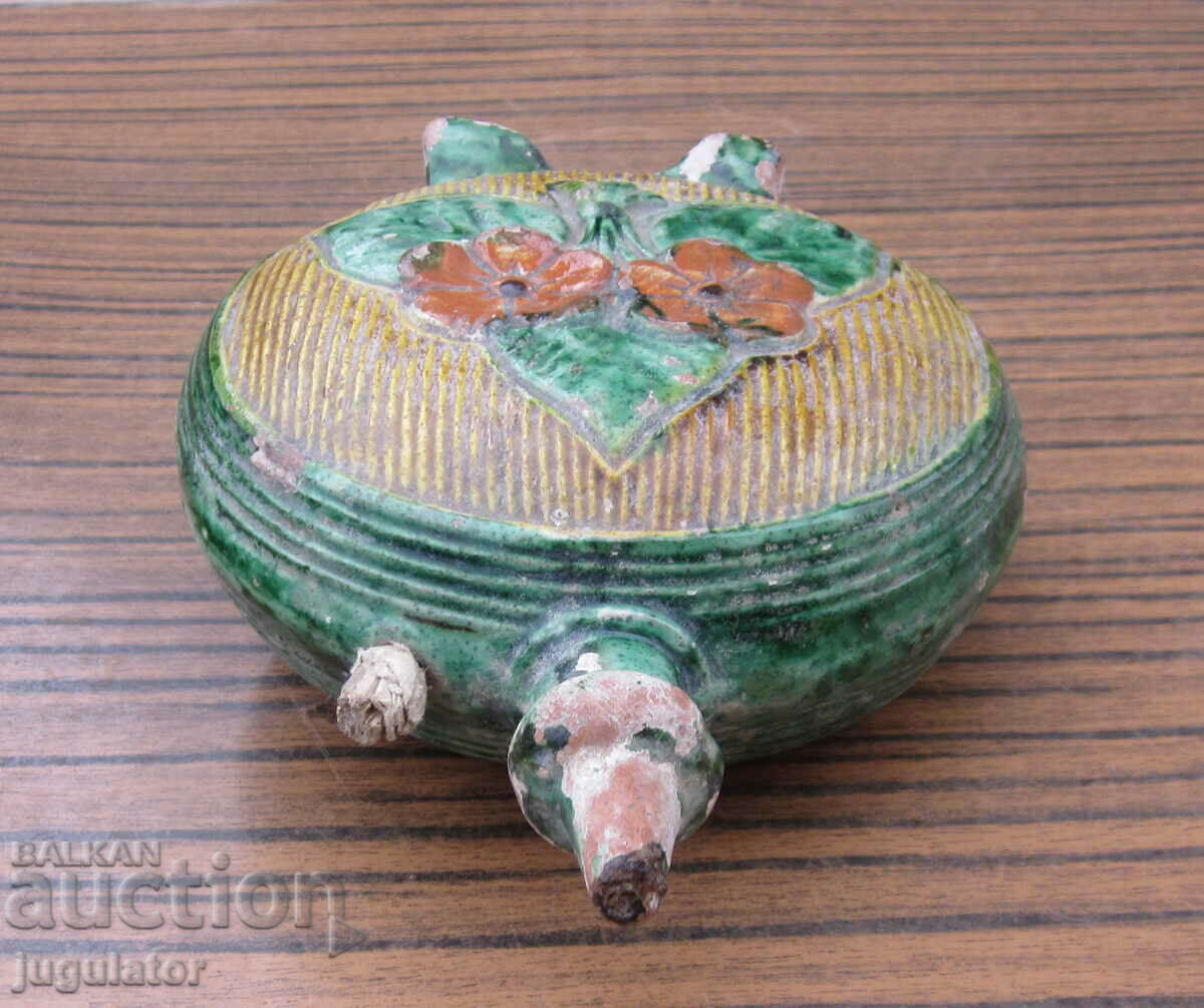 Delivery of ancient Bulgarian Renaissance ceramic master pavur Delivery of ancient Bulgarian Renaissance ceramic master pavur