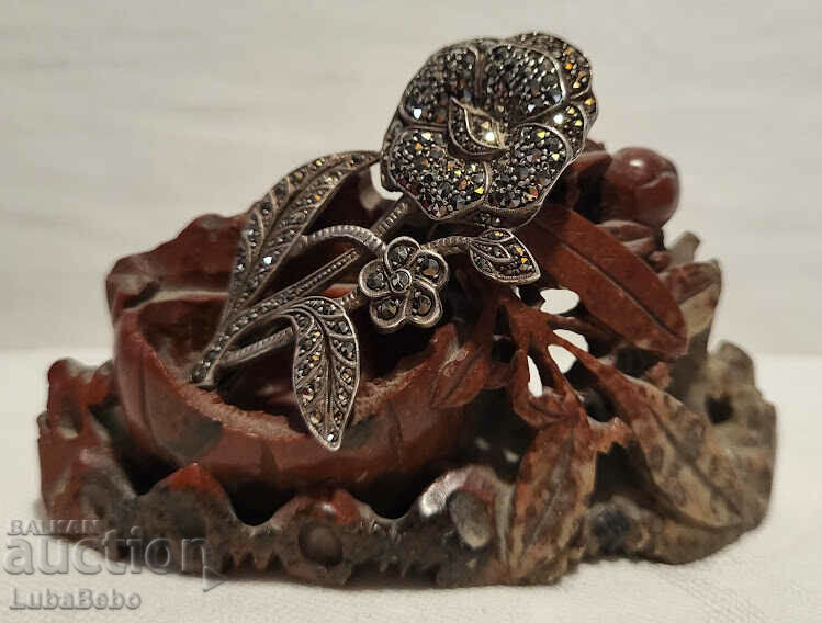 Rose Retro Sterling Silver Brooch with price 390.00 BGN | € 199.40 Rose Retro Sterling Silver Brooch with price 390.00 BGN | € 199.40