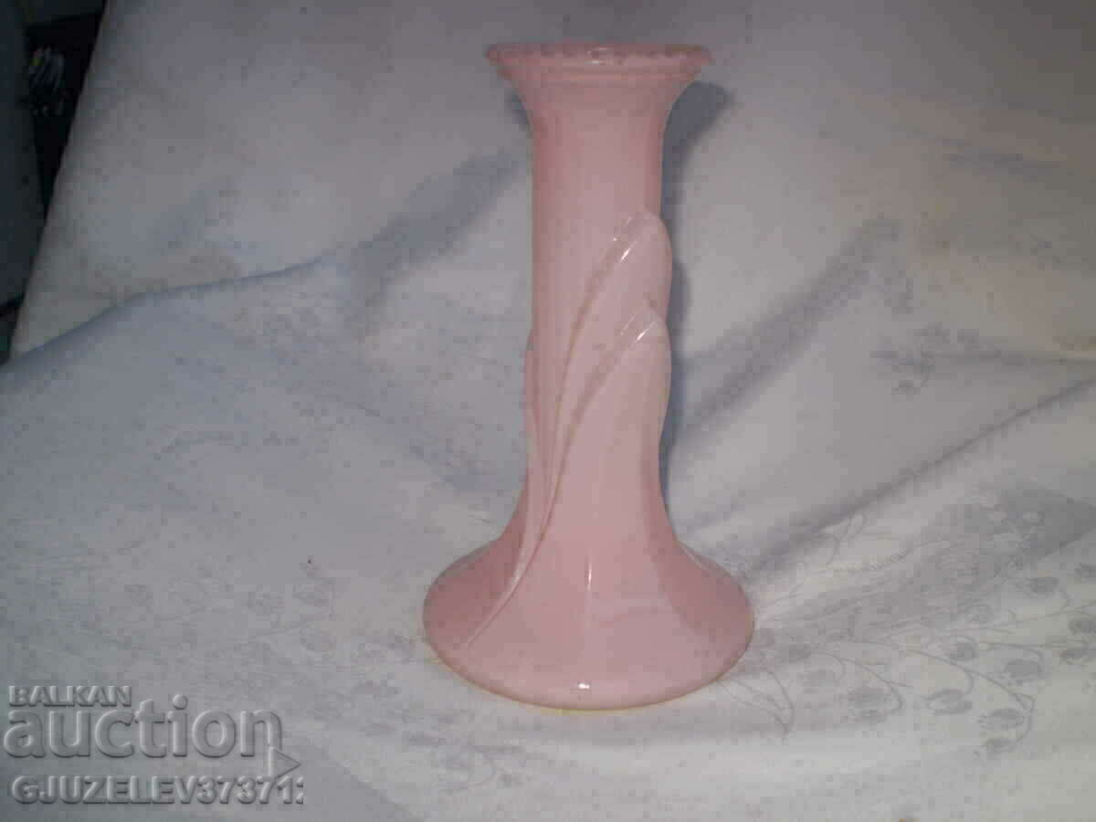 Auction 19th Century A Rare Vase With Hard To Find Shape Rose Glass Auction 19th Century A Rare Vase With Hard To Find Shape Rose Glass