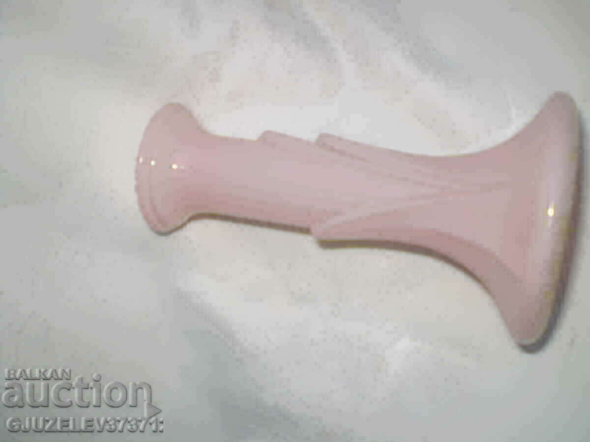 19th Century A Rare Vase With Hard To Find Shape Rose Glass - 5 19th Century A Rare Vase With Hard To Find Shape Rose Glass - 5