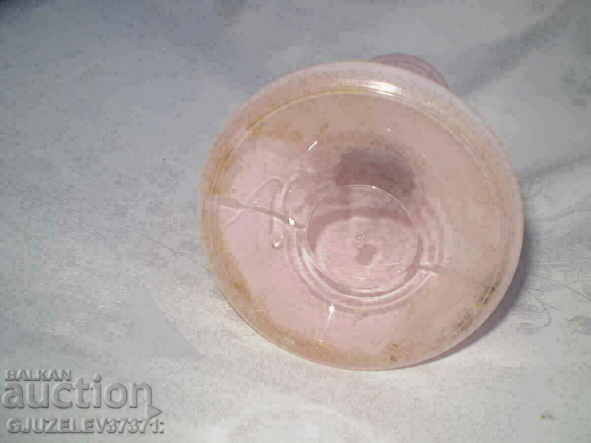 19th Century A Rare Vase With Hard To Find Shape Rose Glass - 7 19th Century A Rare Vase With Hard To Find Shape Rose Glass - 7