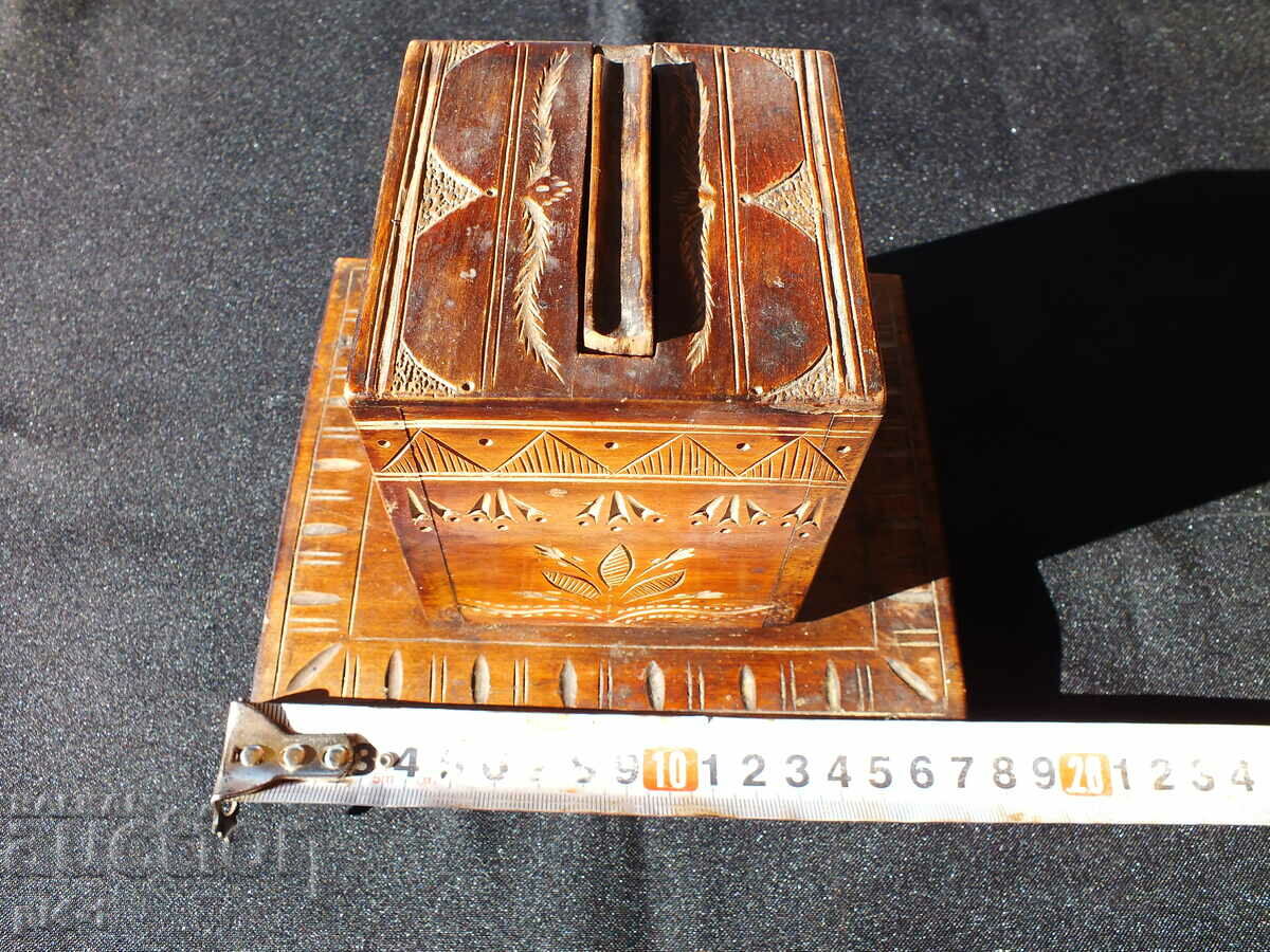 Auction  Cigarette box "Tabakera"