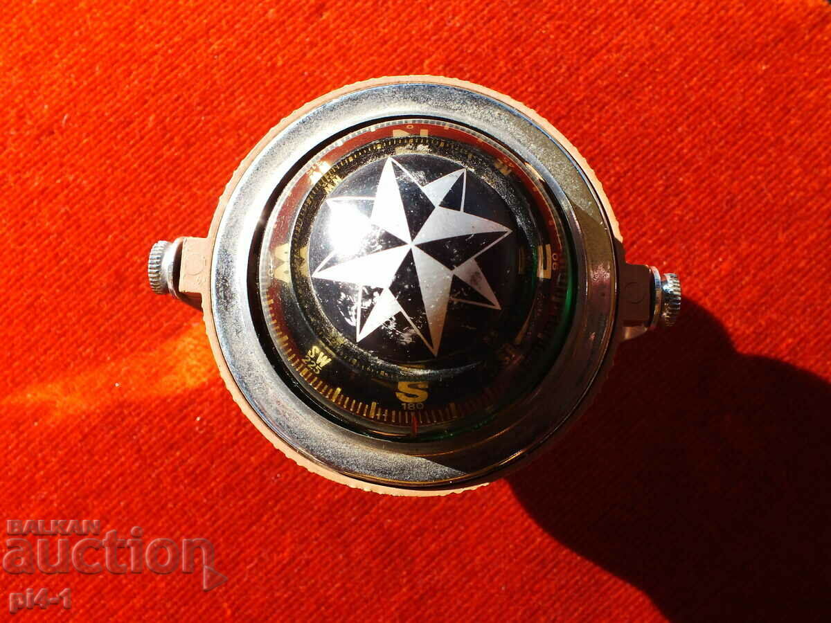 Delivery of Old compass Delivery of Old compass