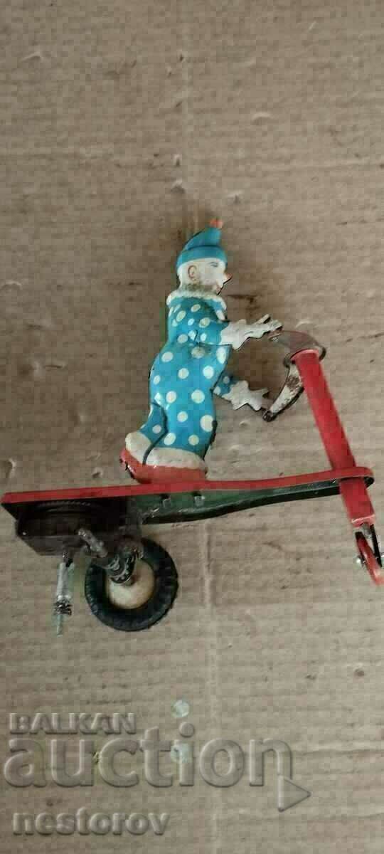 ΠΑΛΑΙΟ ΜΗΧΑΝΙΚΟ ΠΑΙΧΝΙΔΙ ΤΣΙΓΚΟΥ με τιμή 9.00 BGN | € 4.60