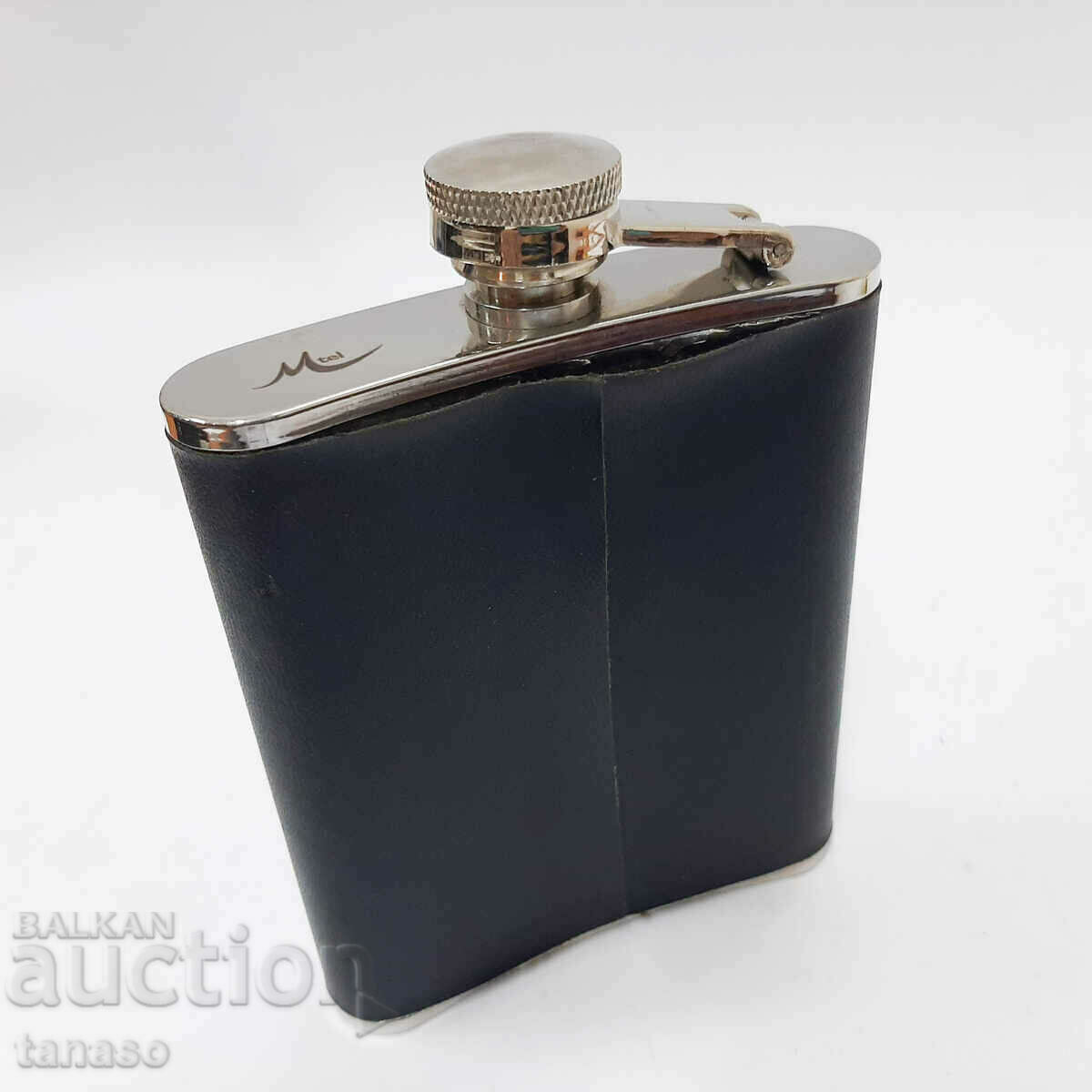 Delivery of Pocket flask, stainless steel (13.4) Delivery of Pocket flask, stainless steel (13.4)