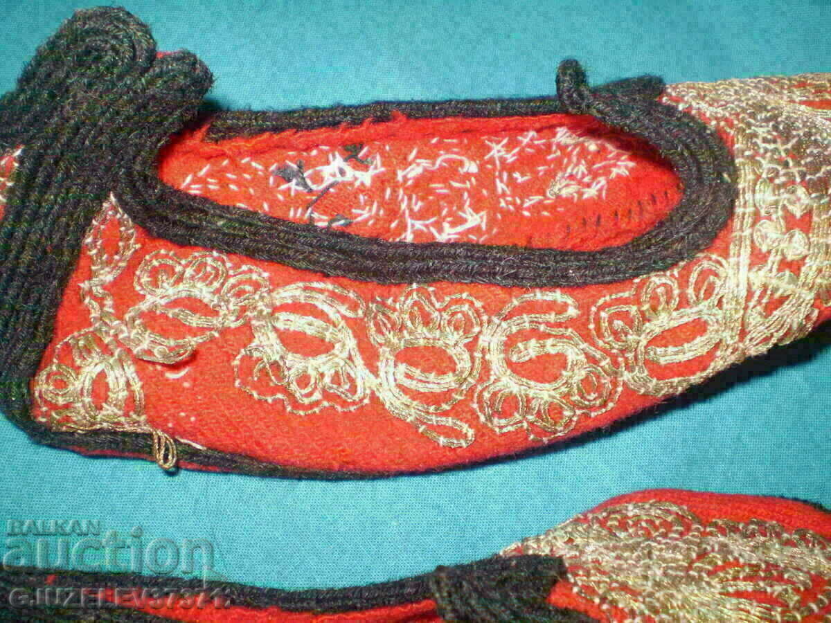 Delivery of Antique Hand Embroidered Red Terlitzi With Gold Metallic Delivery of Antique Hand Embroidered Red Terlitzi With Gold Metallic