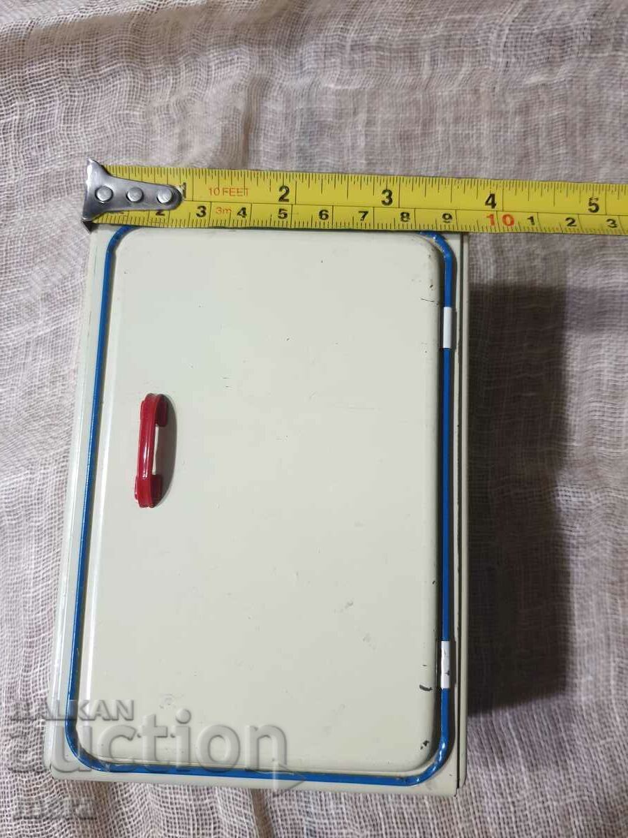 Старинна метална играчка-хладилник - 7 Старинна метална играчка-хладилник - 7