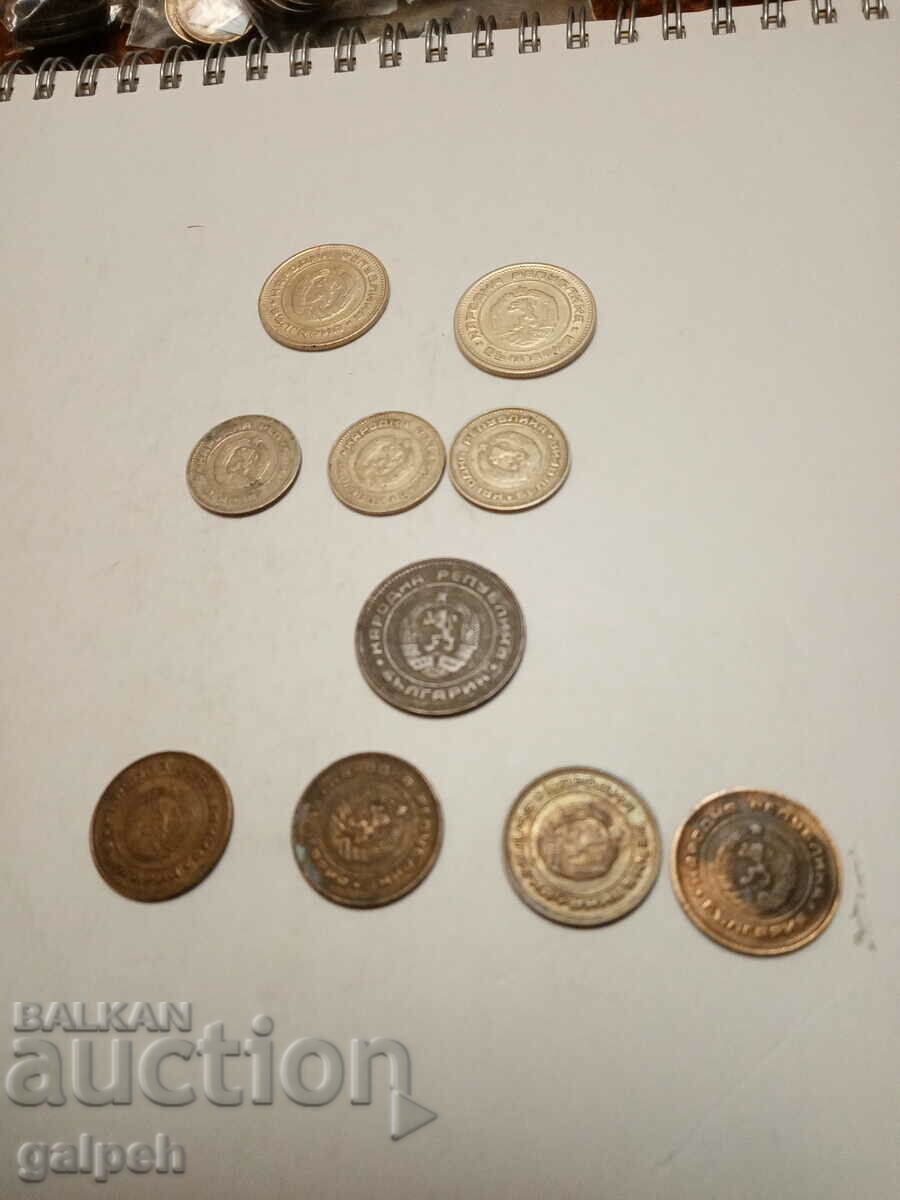 BULGARIA LOT 1974 - 10 pcs. - BGN 1.25 with price 1.25 BGN | € 0.64 BULGARIA LOT 1974 - 10 pcs. - BGN 1.25 with price 1.25 BGN | € 0.64