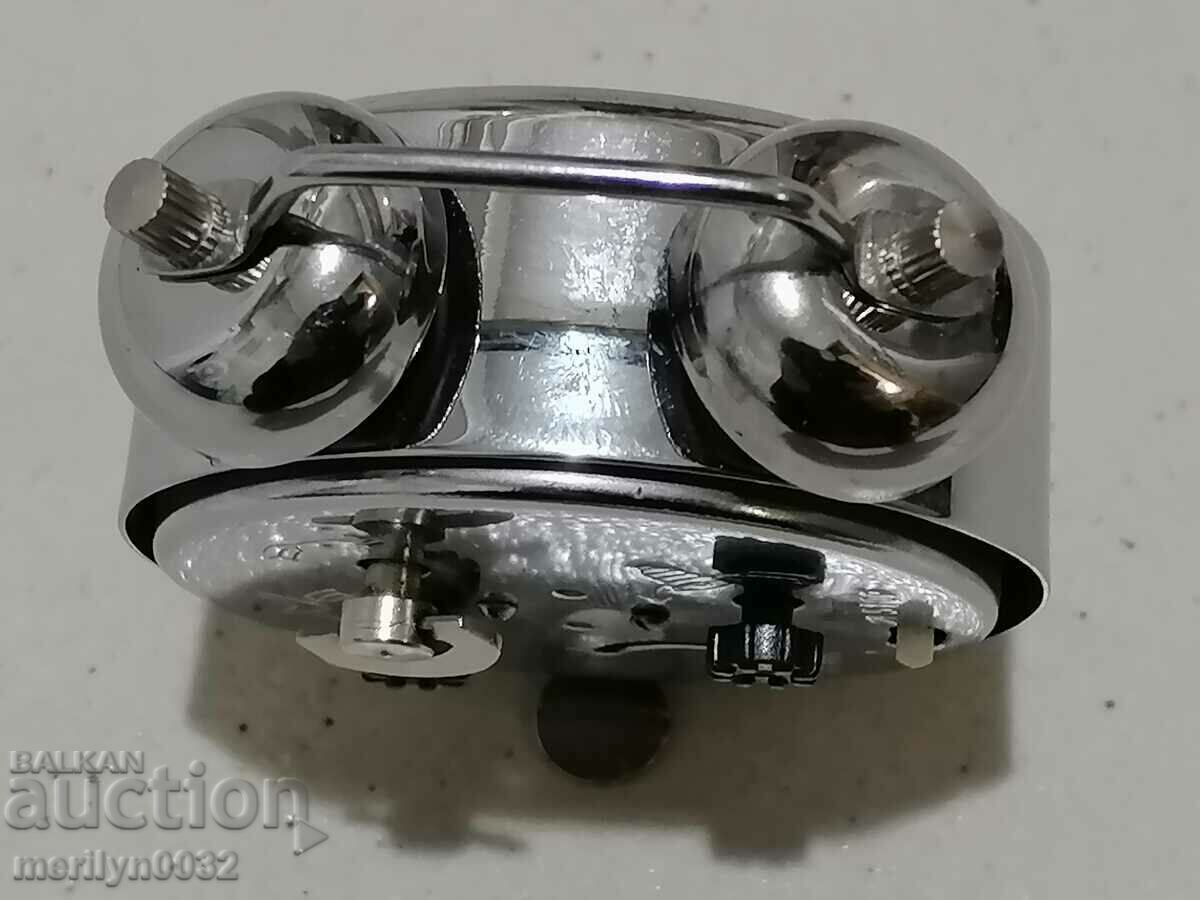 Delivery of Old Chinese Desk Clock Minion Alarm Clock Delivery of Old Chinese Desk Clock Minion Alarm Clock