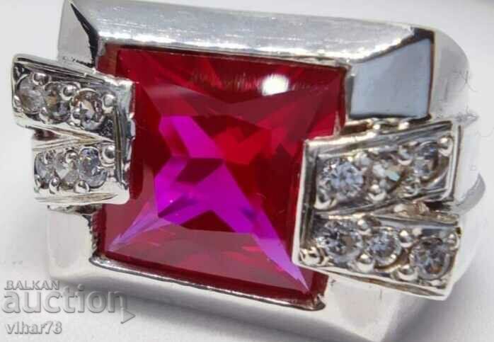 Delivery of Silver ring with a huge ruby Delivery of Silver ring with a huge ruby