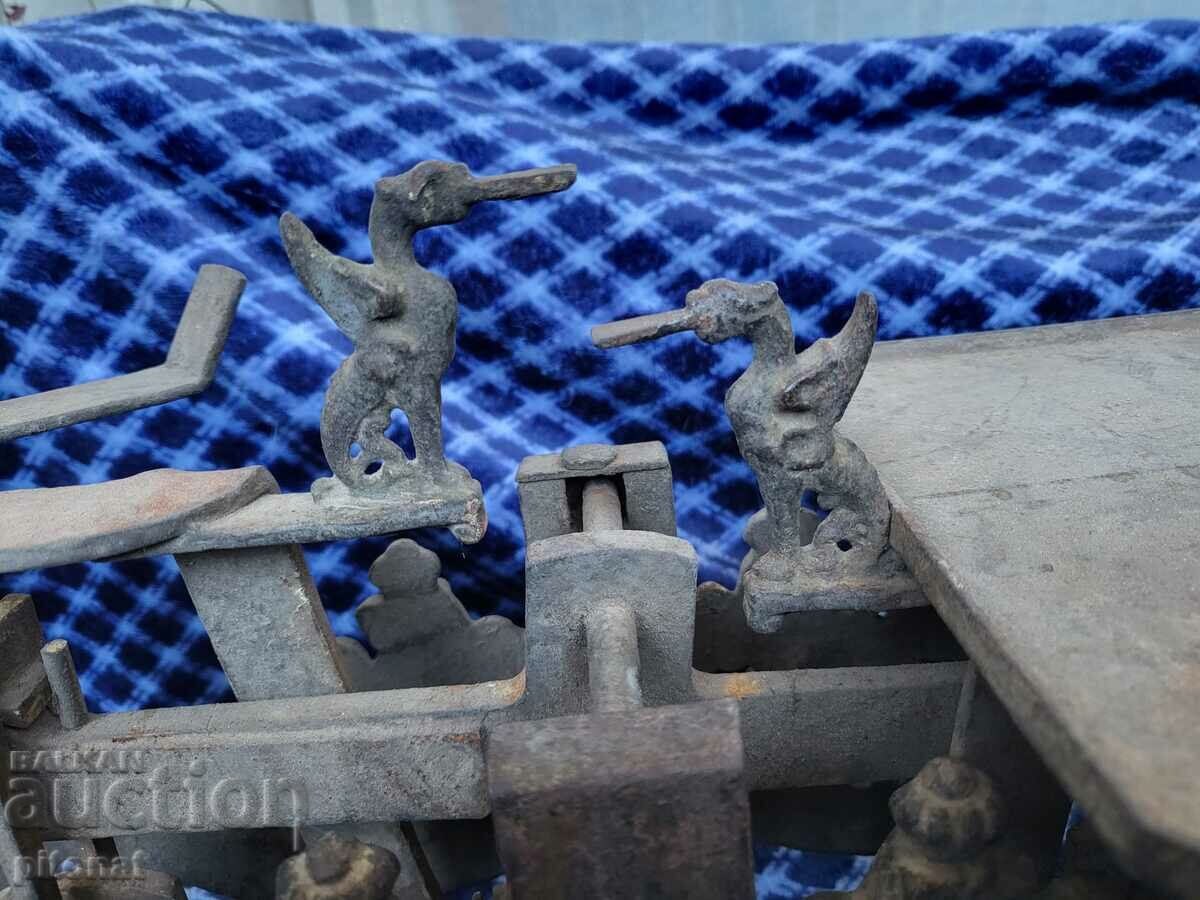 Auction Kantar scales Kingdom of Bulgaria lions and dragons Auction Kantar scales Kingdom of Bulgaria lions and dragons