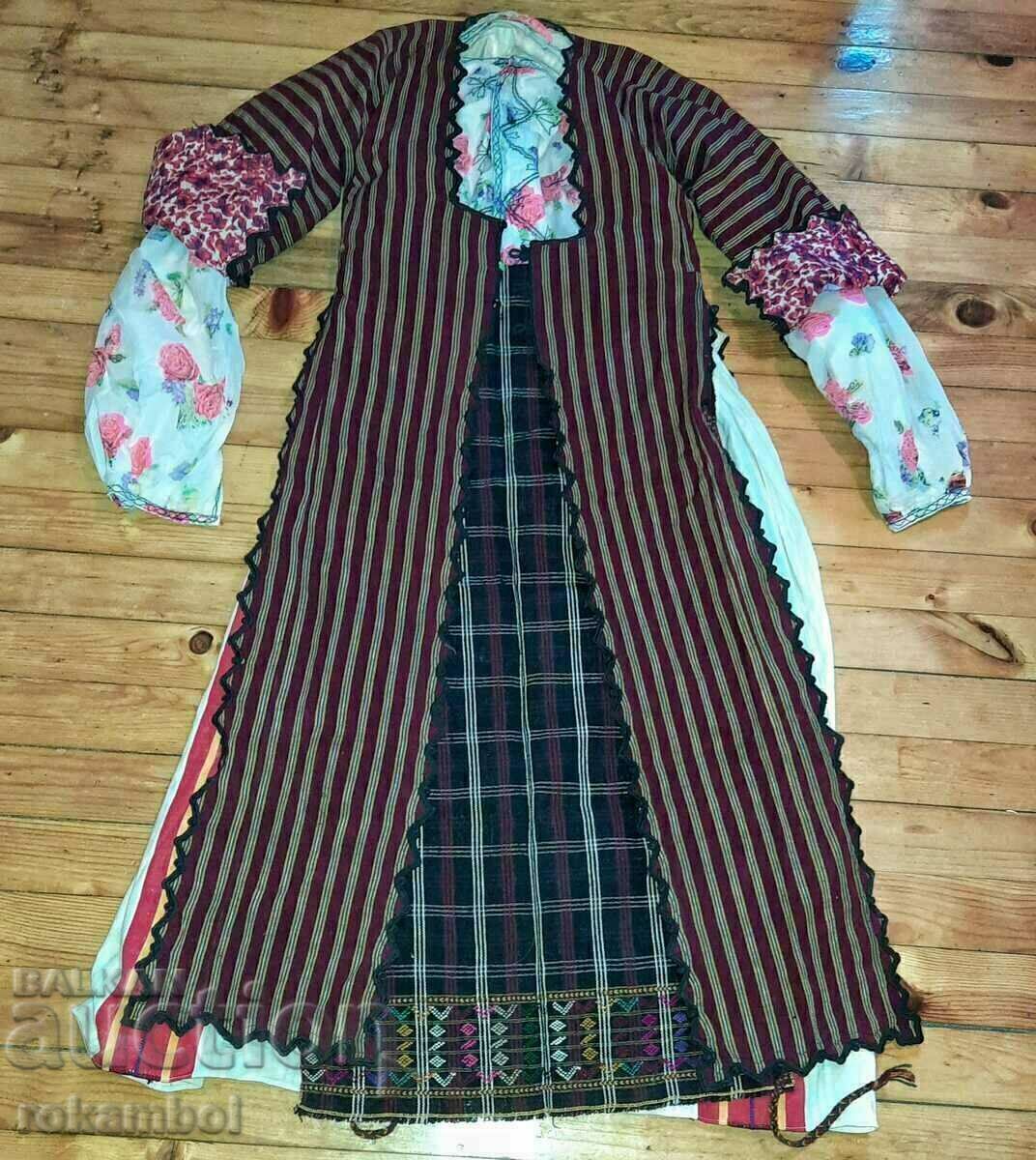 Costum autentic Zlatograd cu preț € 515.00 | 1007.25 BGN