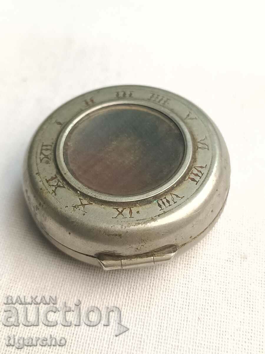 Pocket watch box with price 50.00 BGN | € 25.56 Pocket watch box with price 50.00 BGN | € 25.56