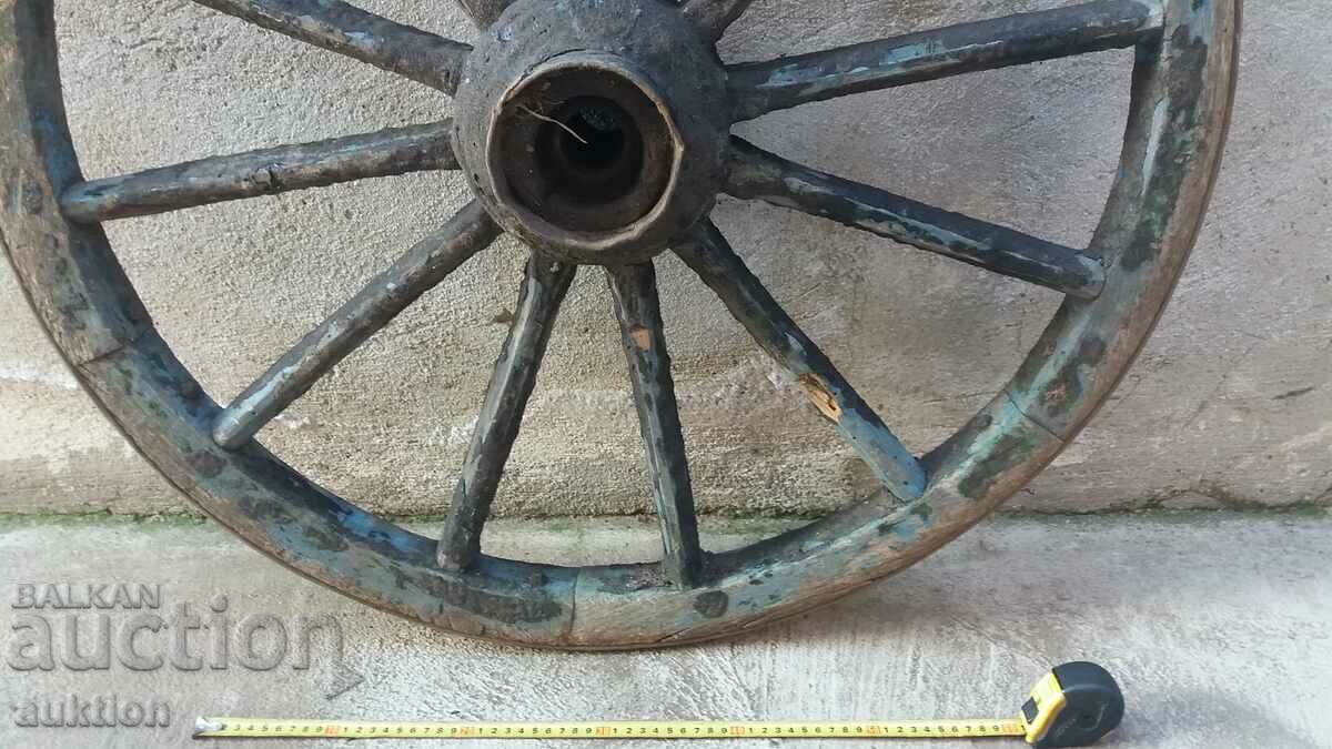 Auction  HUGE RENAISSANCE WAGON WHEEL, BICYCLE