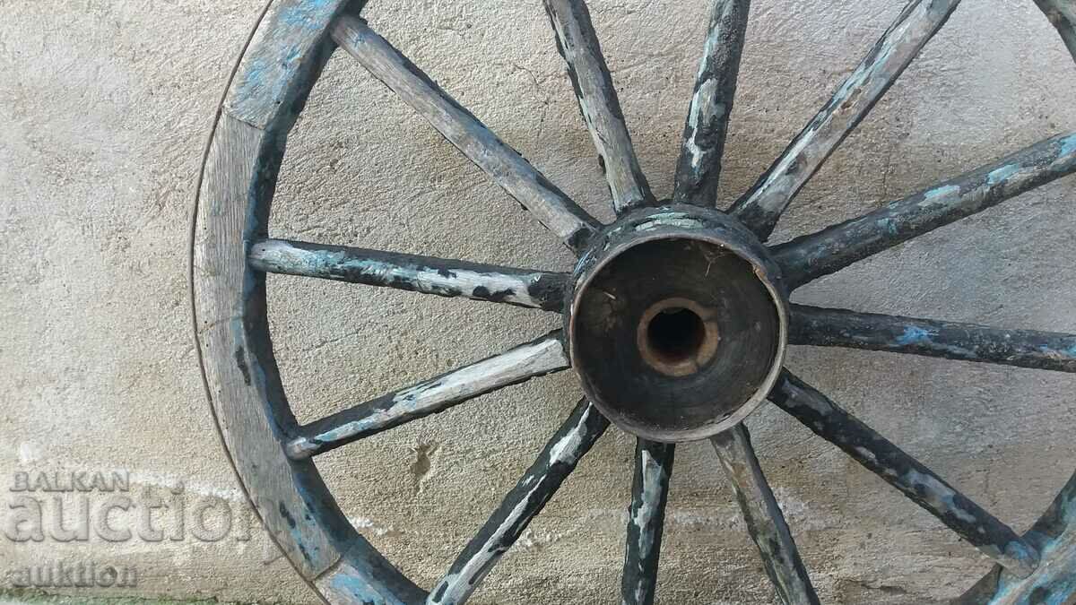 Delivery of HUGE RENAISSANCE WAGON WHEEL, BICYCLE