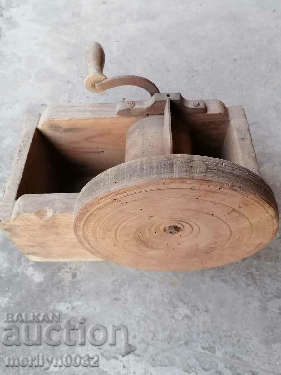 Old manga to clean the cotton gobbler with price 94.00 BGN | € 48.06 Old manga to clean the cotton gobbler with price 94.00 BGN | € 48.06