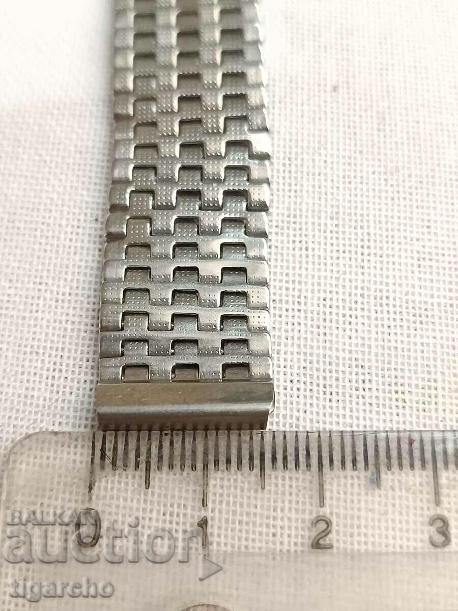 Lanț de ceasuri pentru bărbați cu preț 8.00 BGN | € 4.09 Lanț de ceasuri pentru bărbați cu preț 8.00 BGN | € 4.09