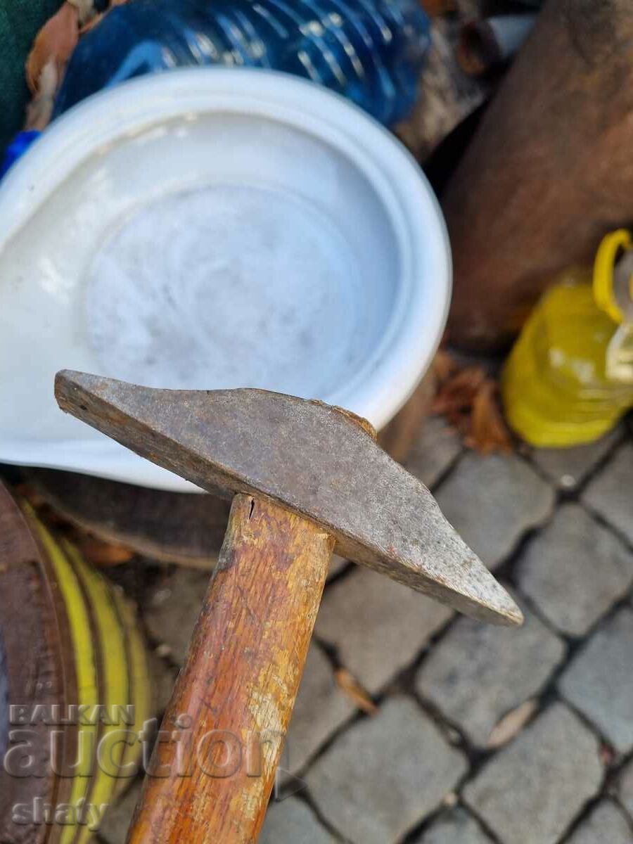 Special hammer. A tool with price 35.00 BGN | € 17.90 Special hammer. A tool with price 35.00 BGN | € 17.90