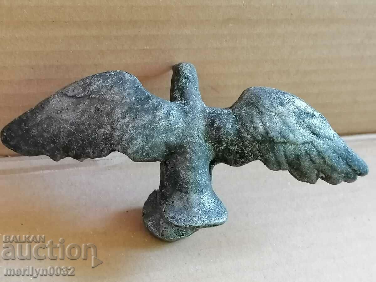 Auction Figure eagle, plastic, staple for ink, night lamp Auction Figure eagle, plastic, staple for ink, night lamp