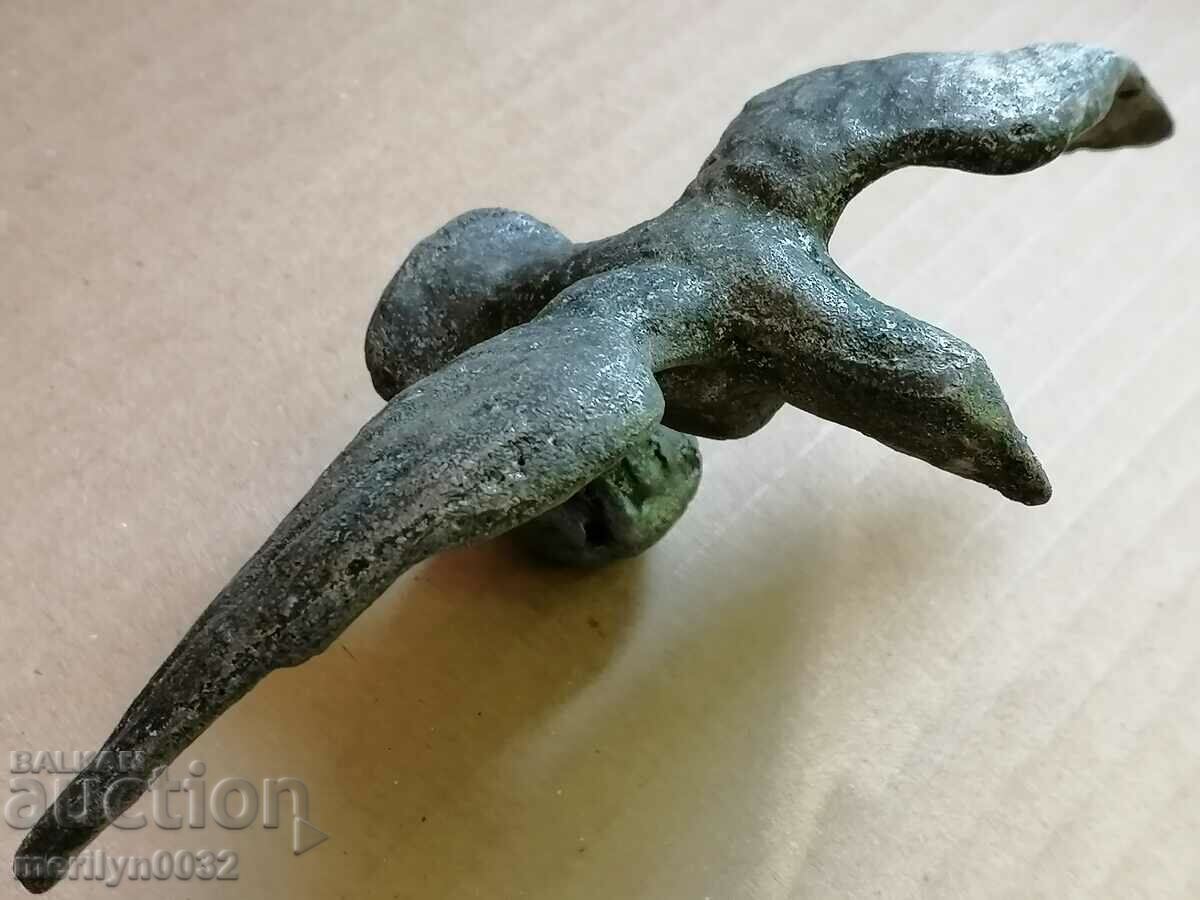 Delivery of Figure eagle, plastic, staple for ink, night lamp Delivery of Figure eagle, plastic, staple for ink, night lamp