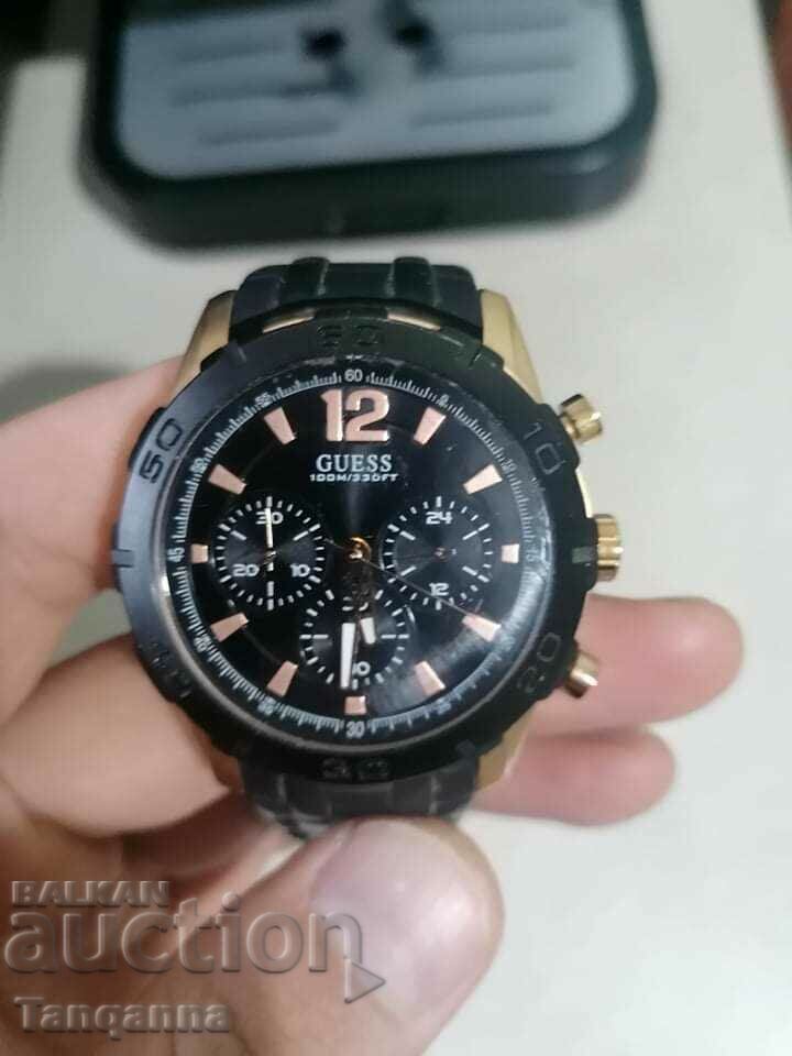 Часовник Guess с цена 180.00 лв. | € 92.03