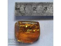 13.70 ct. natural amber.
