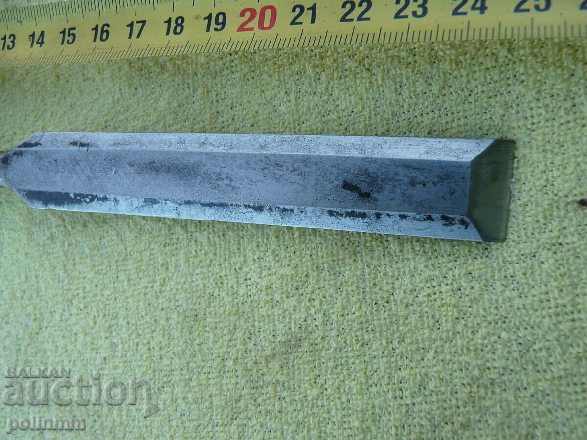 Old Stanley chisel with price 25.00 BGN | € 12.78 Old Stanley chisel with price 25.00 BGN | € 12.78
