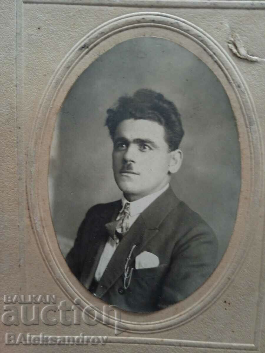 Portrait photo, dated, inscribed