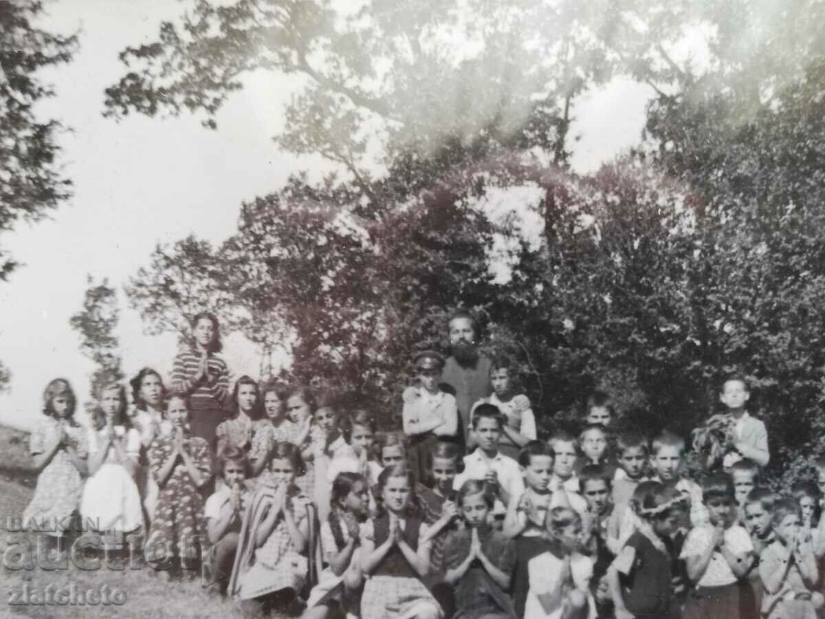 Old photo - Priest, signature, children with price 50.00 BGN | € 25.56 Old photo - Priest, signature, children with price 50.00 BGN | € 25.56