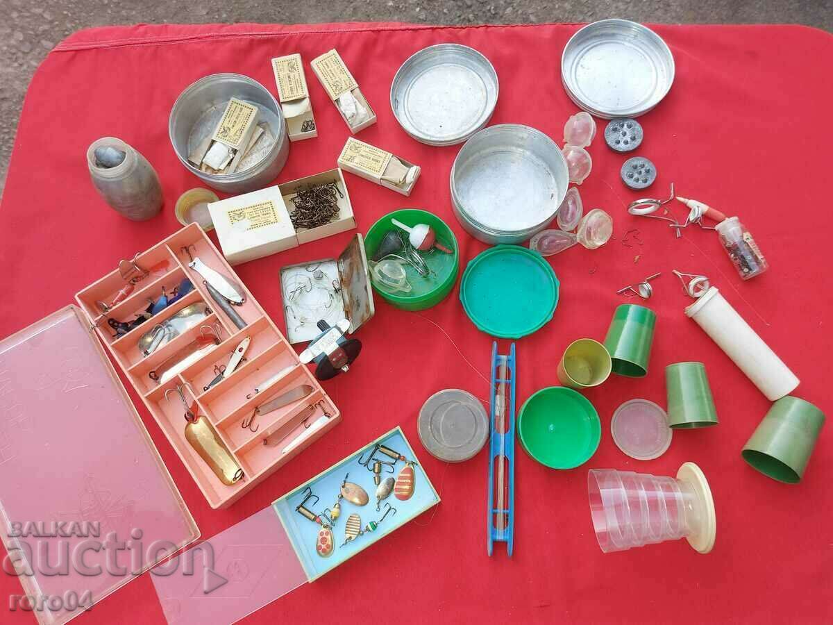 FISHING LOT II - B.Z.C. - 7 FISHING LOT II - B.Z.C. - 7