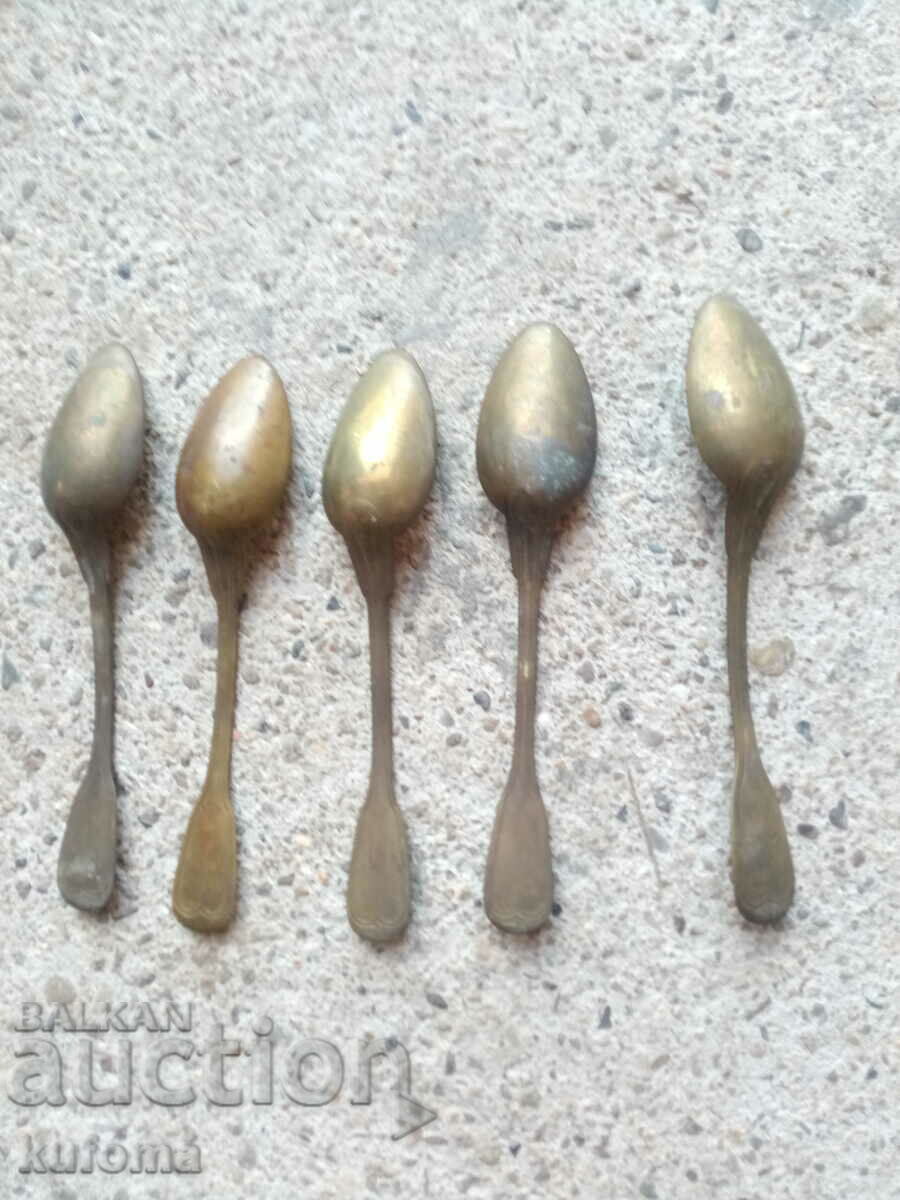 Auction Old bronze spoons Auction Old bronze spoons