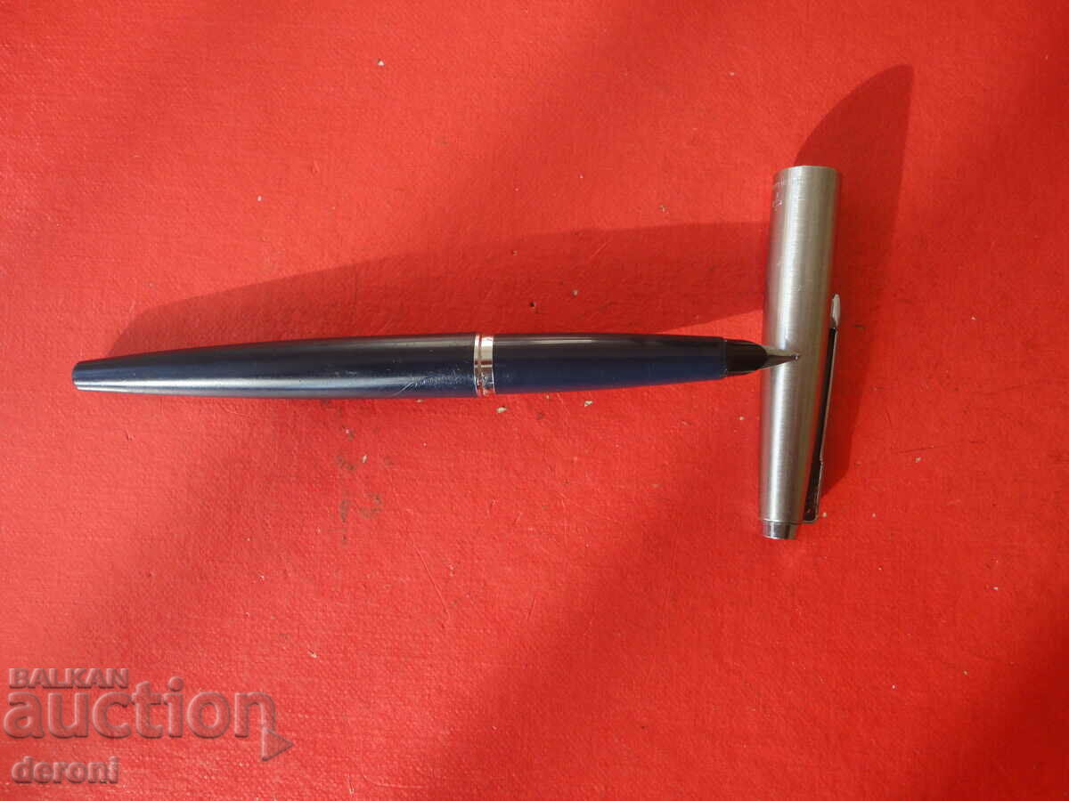 Pix Parker Made in England cu preț 35.00 BGN | € 17.90