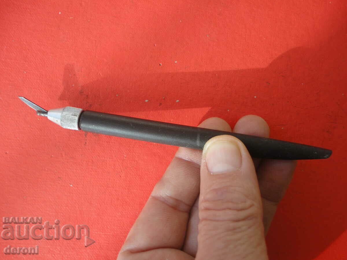 Auction  Antique scalpel blade knife