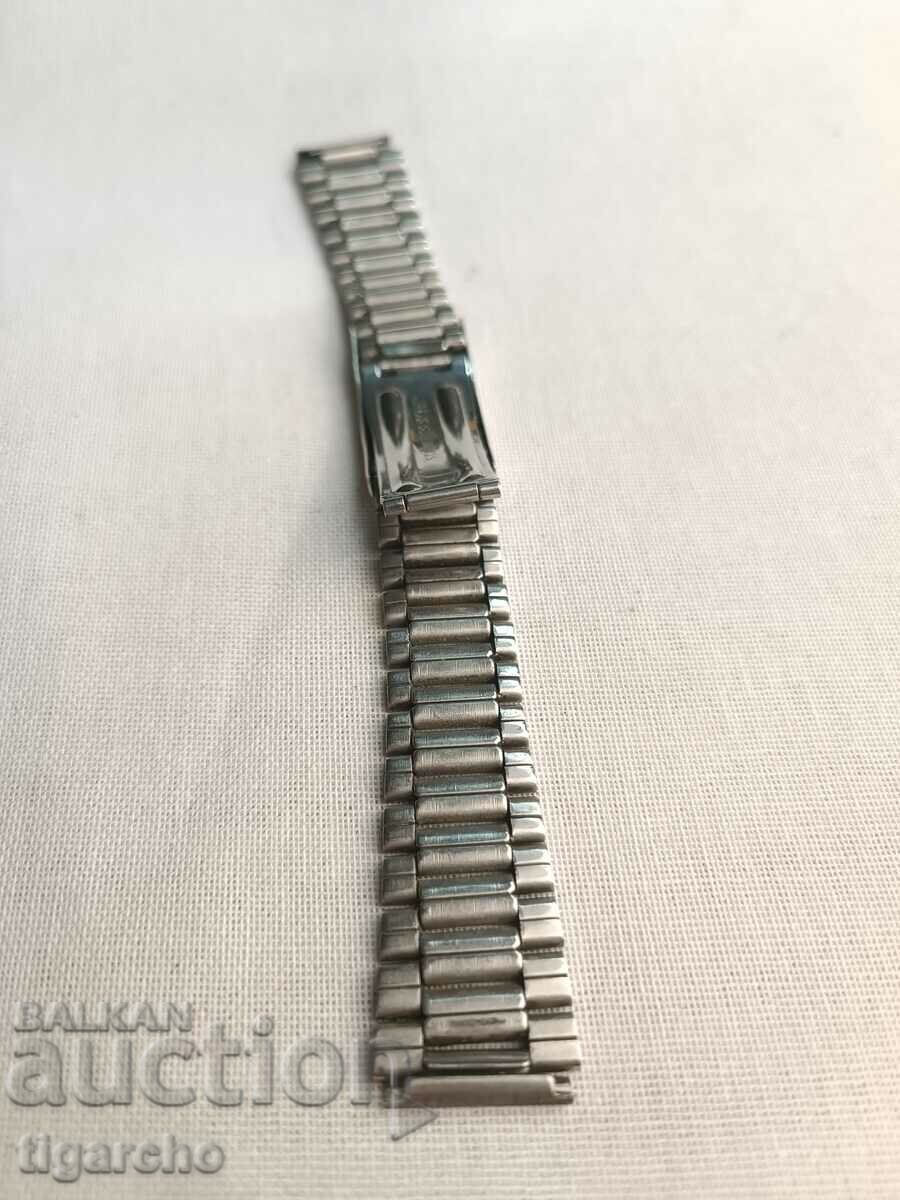 Men's watch chain with price 7.00 BGN | € 3.58 Men's watch chain with price 7.00 BGN | € 3.58